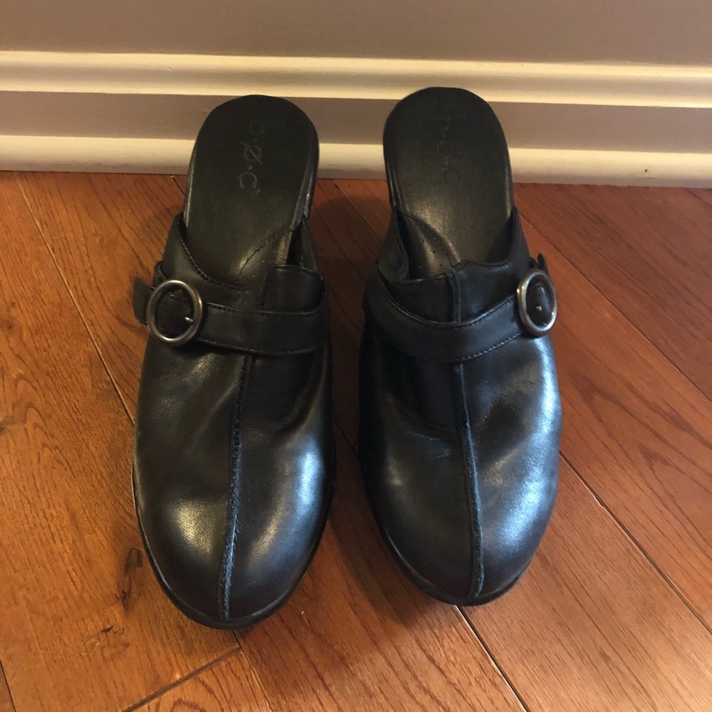 Last chance soft leather comfy clog